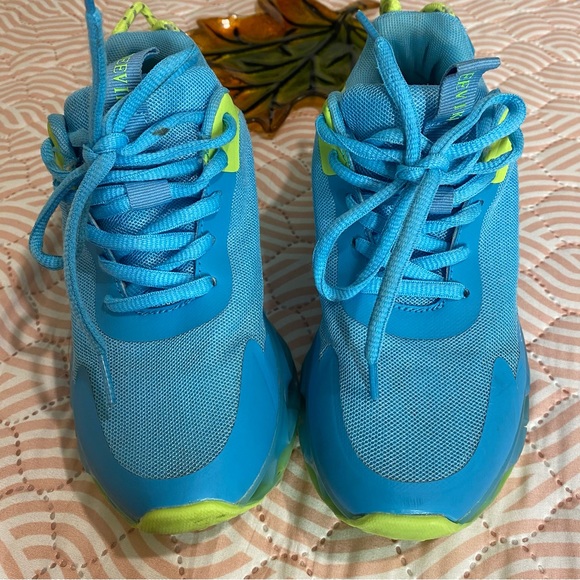 DEEVIKE RUNNING SHOES WOM
SLIP ATHLETIC
FASHION SNEAKERS Size 35 - Picture 9 of 12